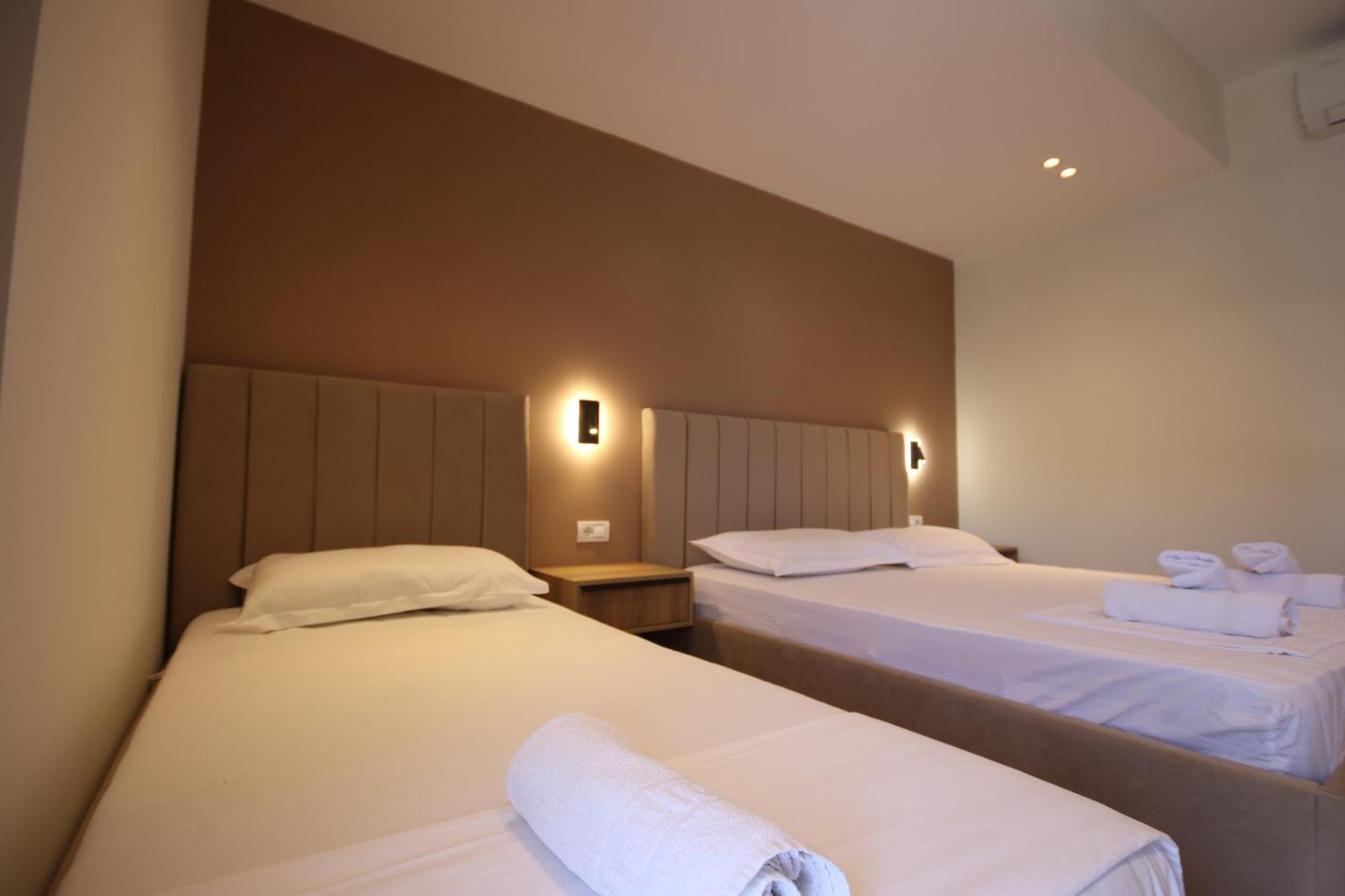 Emily'S Hotel 히마레 외부 사진